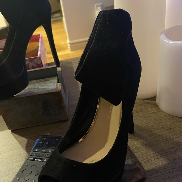 Jessica Simpson platforms - Picture 3 of 4